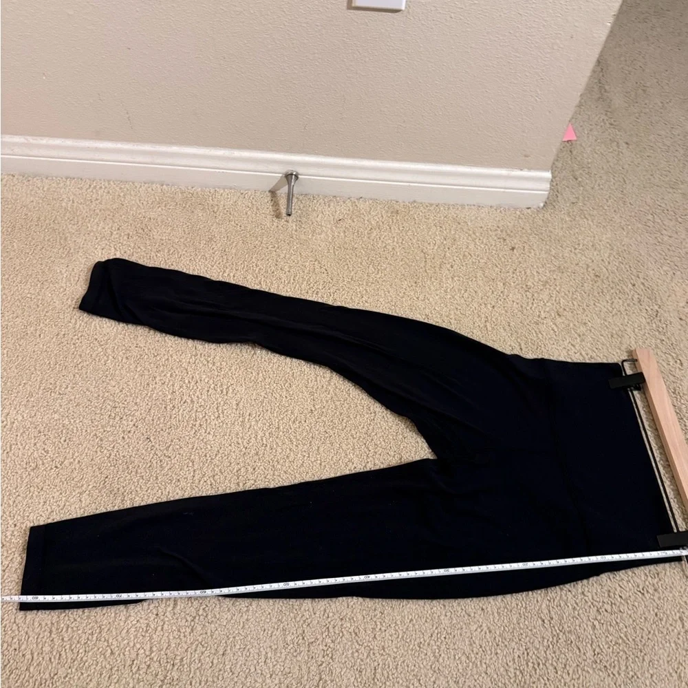 lululemon athletica Black High Waisted Leggings - Picture 5 of 11